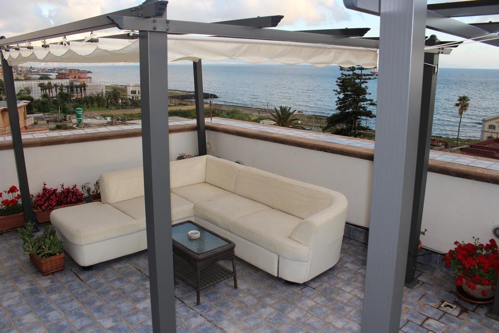 Apartamento Attico Blu Nápoles Exterior foto